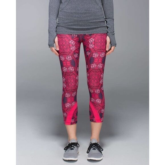 Lululemon Inspire Crop 6 - Picture 2 of 8